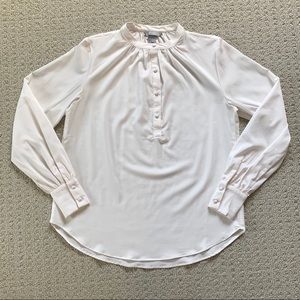 Last Chance ✨ H&M Cream Ivory Long Sleeve Blouse